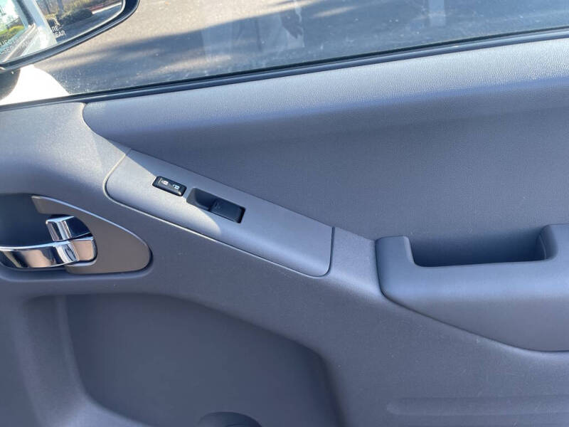 2019 Nissan Frontier SV