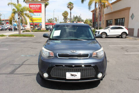 2016 Kia Soul +
