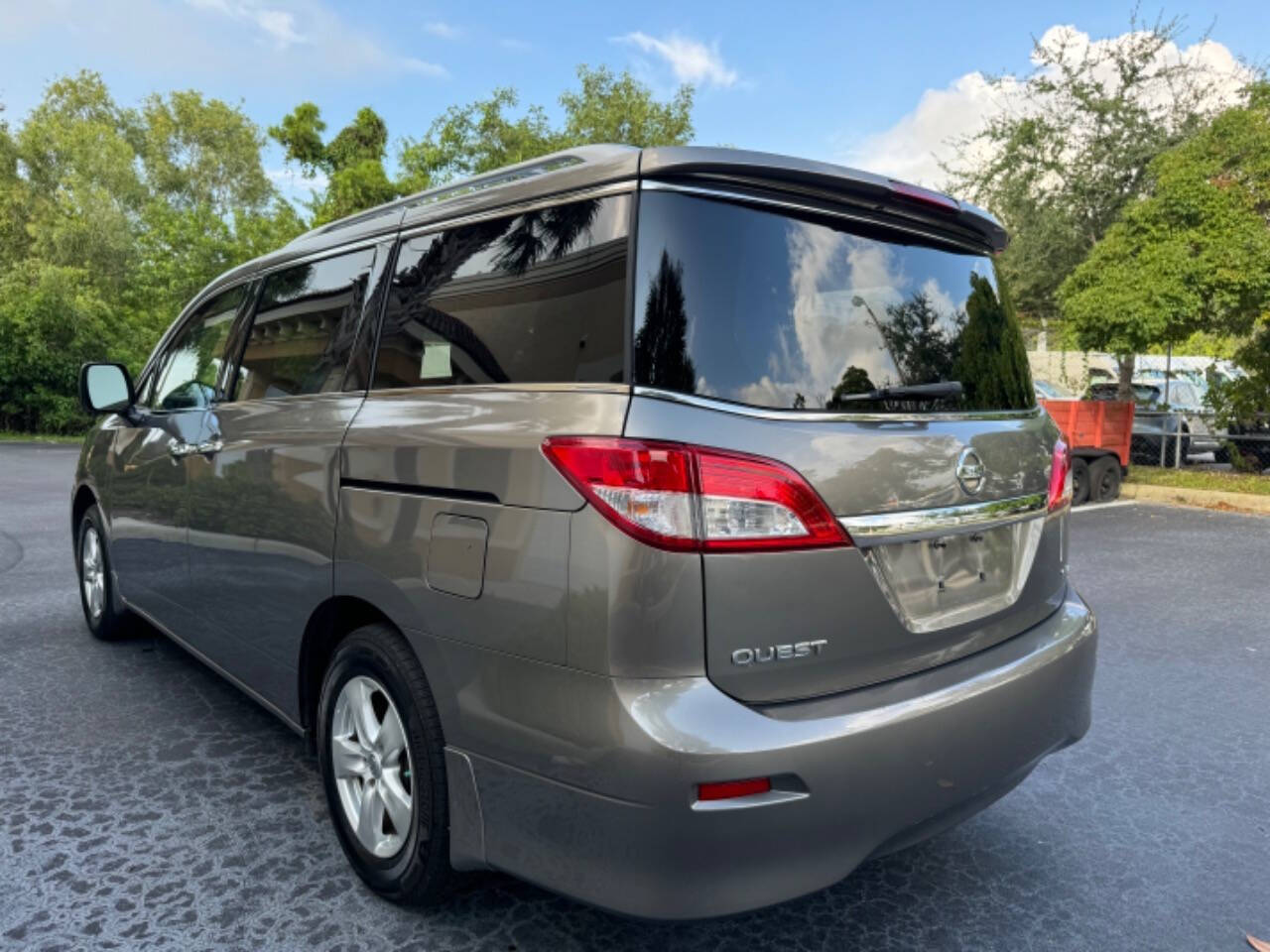 2015 Nissan Quest for sale at LP AUTO SALES in Naples, FL