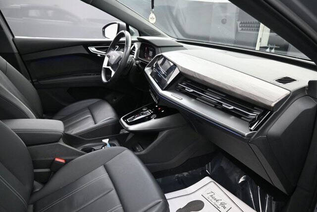 2023 Audi Q4 e-tron quattro Premium Plus 50