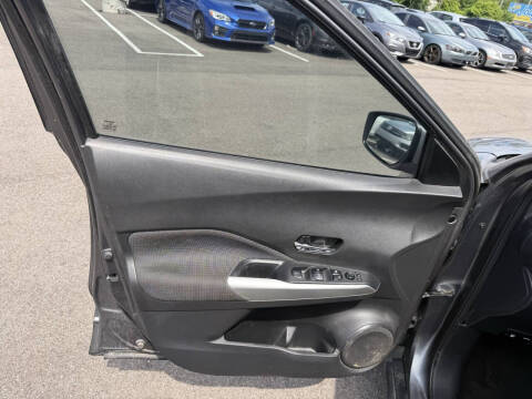 2019 Nissan Kicks S