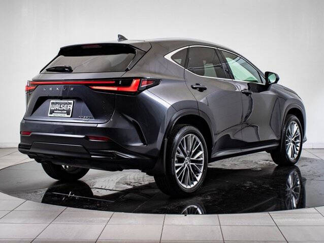 2025 Lexus NX 350h Premium