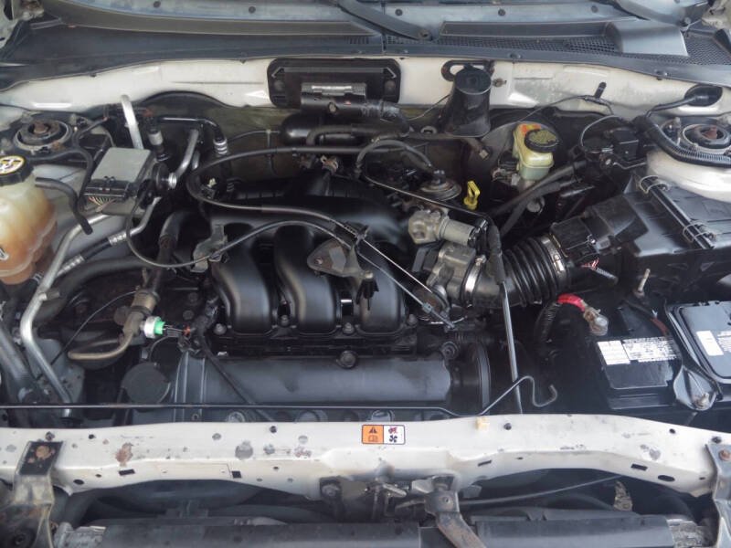 2003 Mazda Tribute ES-V6