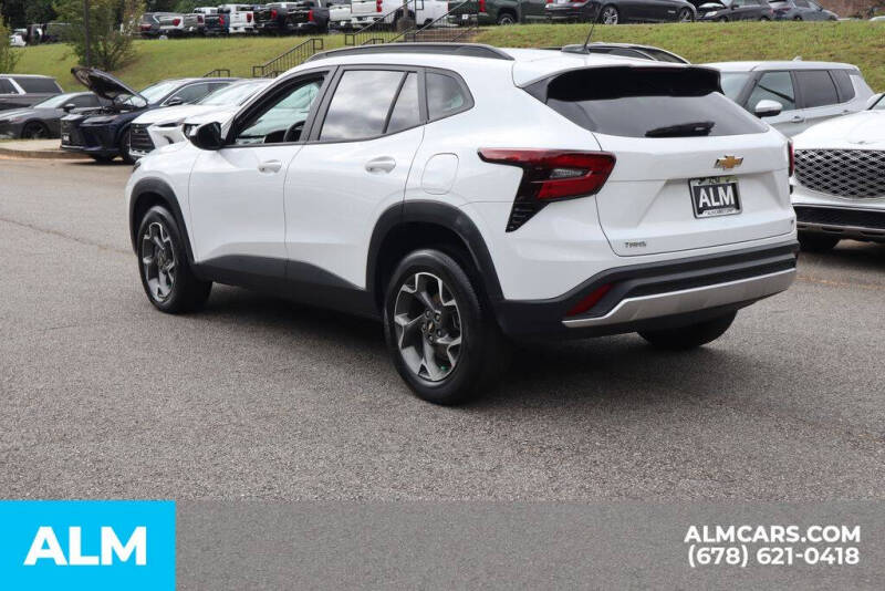 2024 Chevrolet Trax LT