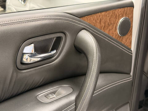 2017 Infiniti QX80