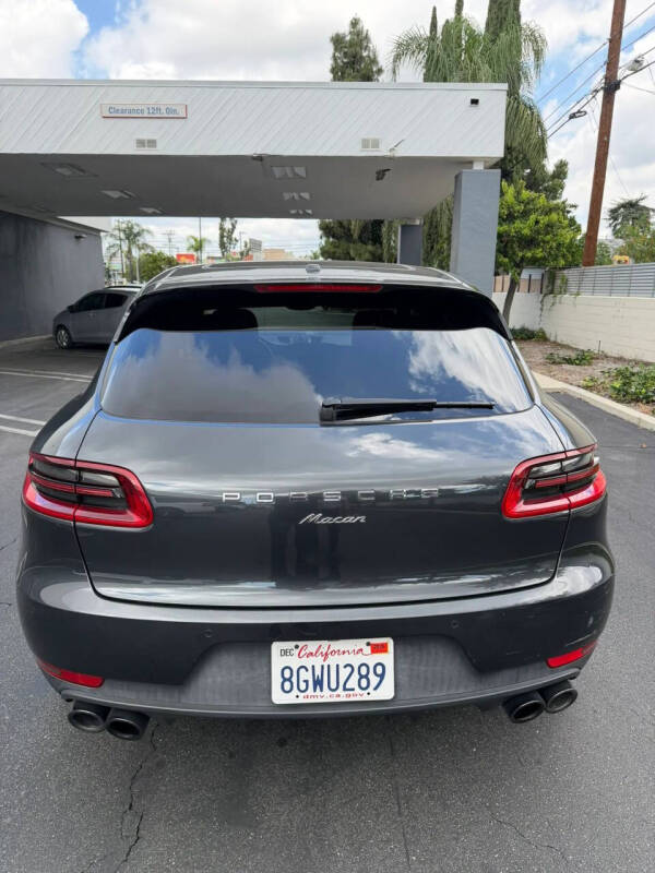 2018 Porsche Macan