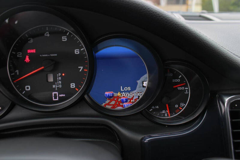 2012 Porsche Panamera