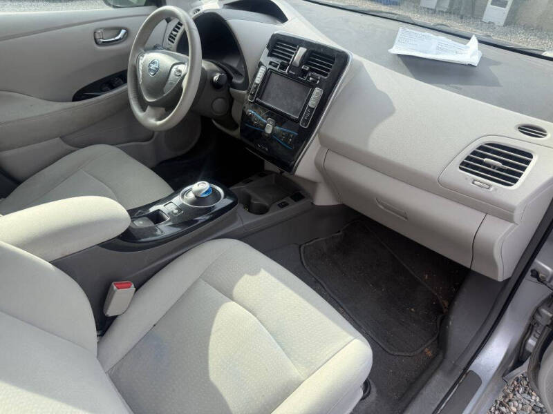 2012 Nissan LEAF SV