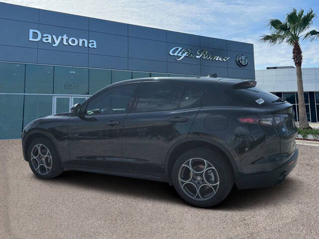 2025 Alfa Romeo Stelvio