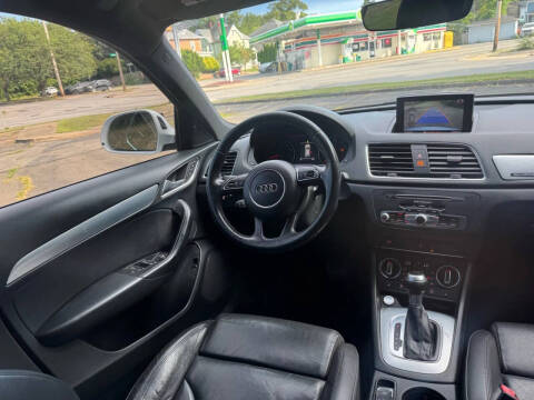 2017 Audi Q3 2.0T quattro Premium Plus