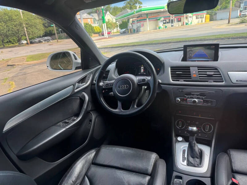 2017 Audi Q3 2.0T quattro Premium Plus