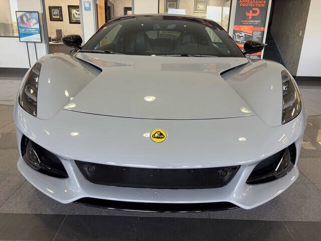 2024 Lotus Emira 19