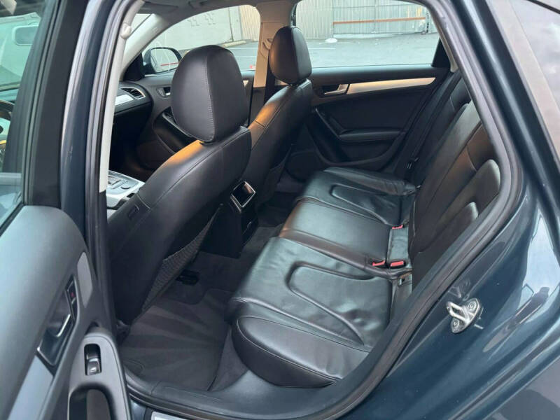 2009 Audi A4 2.0T quattro Premium