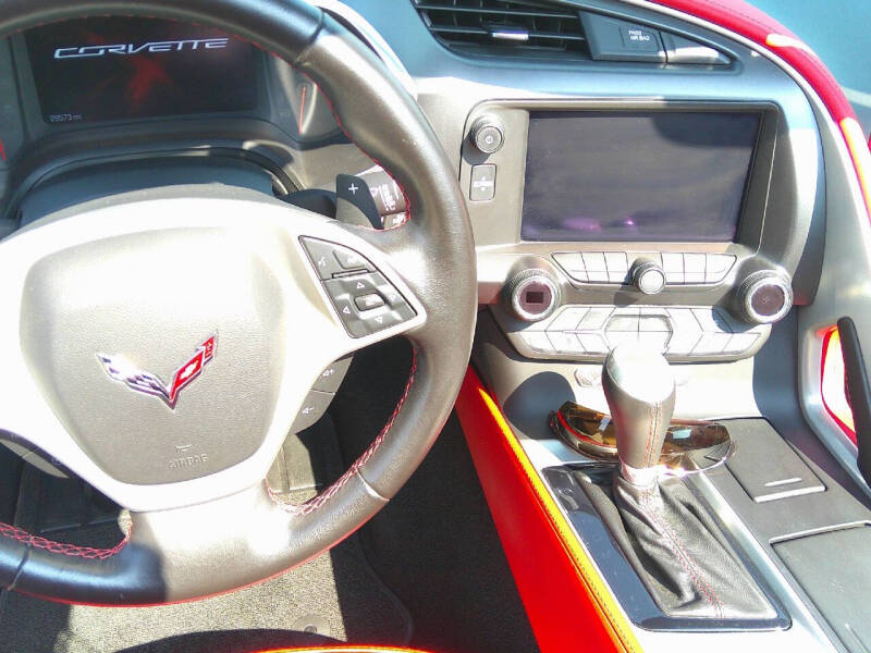 2014 Chevrolet Corvette Base photo 13