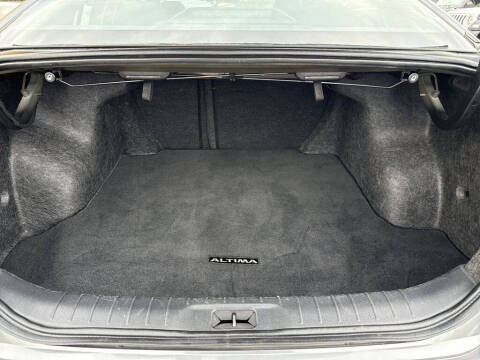 2023 Nissan Altima 2.5 SV