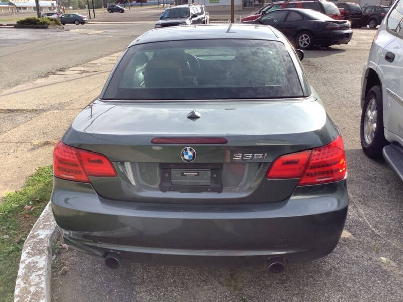2011 BMW 3 Series 335i