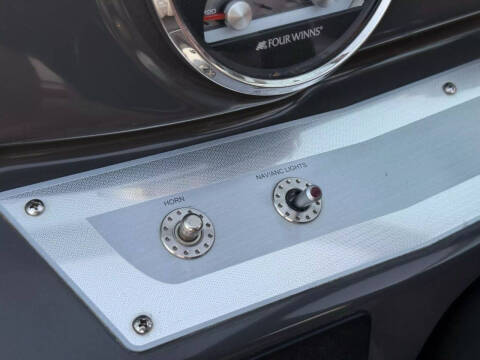 2013 Four Winns 200H