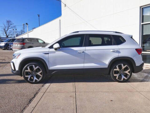 2023 Volkswagen Taos SEL 4Motion