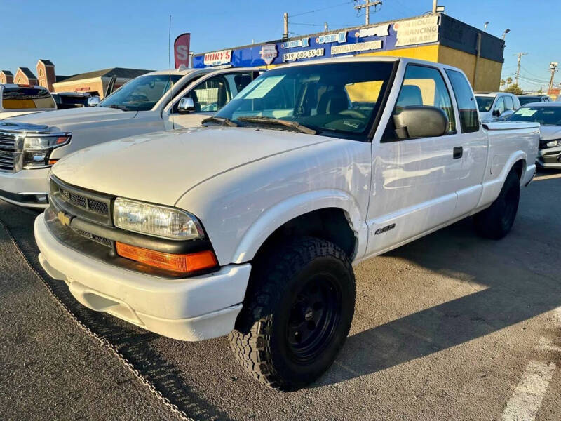 2000 Chevrolet S-10