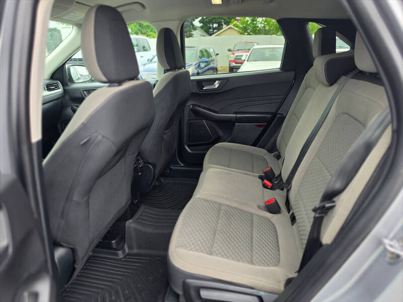 2021 Ford Escape SE