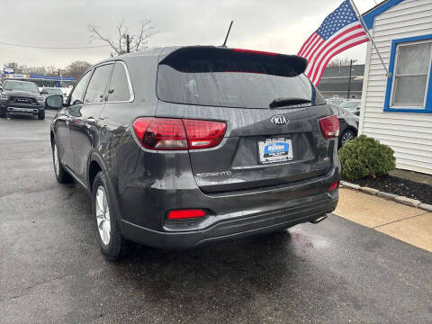2019 Kia Sorento LX