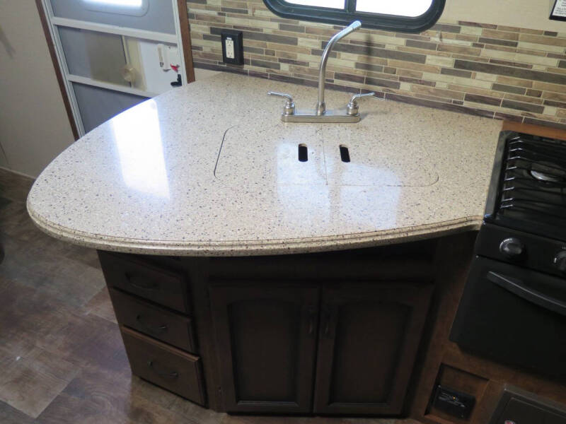 2015 Crossroads RV Zinger