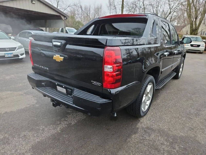2012 Chevrolet Avalanche LTZ