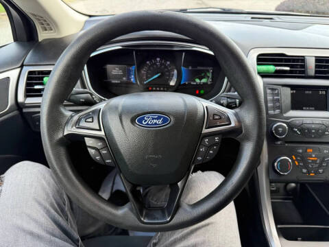 2018 Ford Fusion Hybrid SE