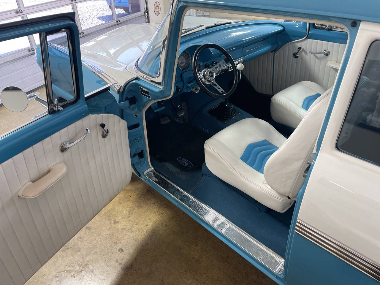 1956 Ford Fairlane 22