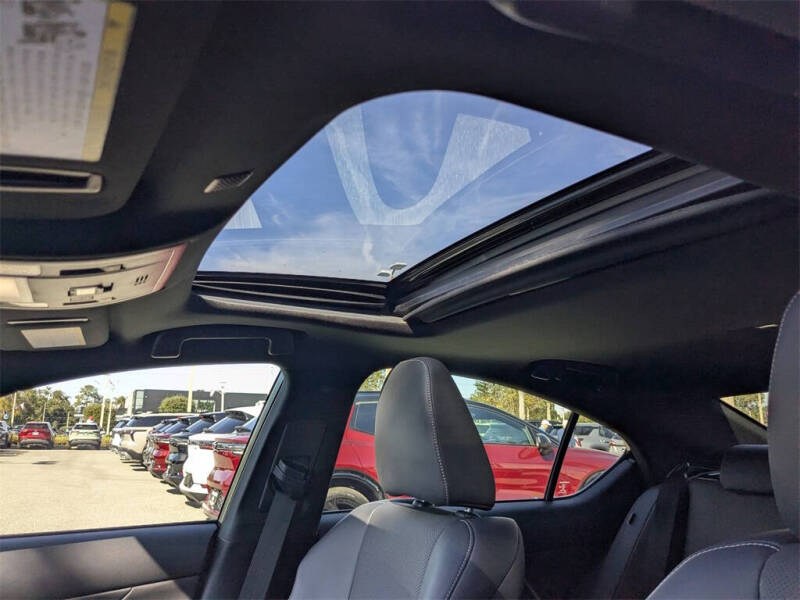 2025 Lexus IS 350 F SPORT