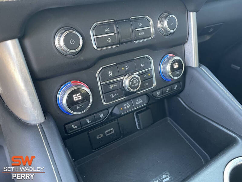 2022 GMC Yukon XL SLT