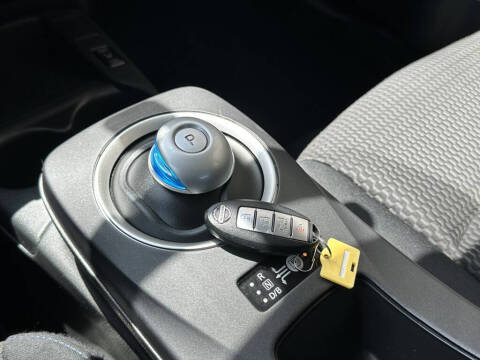 2015 Nissan LEAF S