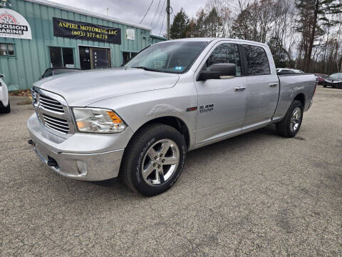 2015 RAM 1500 SLT