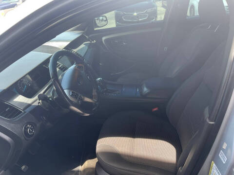 2014 Ford Taurus SEL
