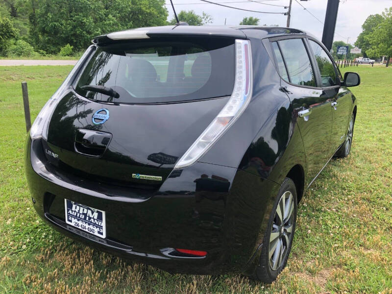 2016 Nissan LEAF SV