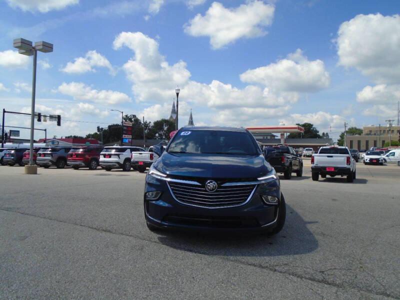 2022 Buick Enclave Essence