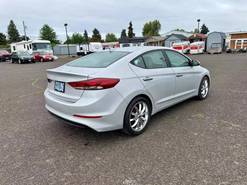 2017 Hyundai Elantra SE photo 4