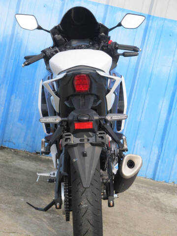 2025 Yamaha YZF R3