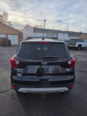 2019 Ford Escape SEL