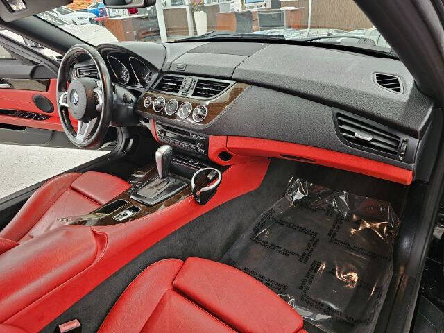 2011 BMW Z4 sDrive30i