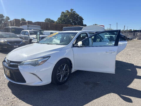 2017 Toyota Camry SE