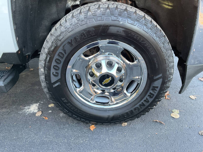 2019 Chevrolet Silverado 2500HD Work Truck photo 43