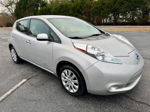 2015 Nissan LEAF S