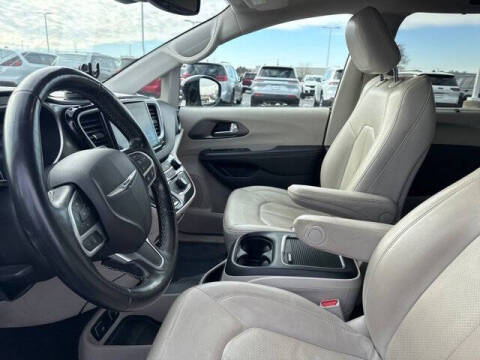 2021 Chrysler Pacifica Touring L