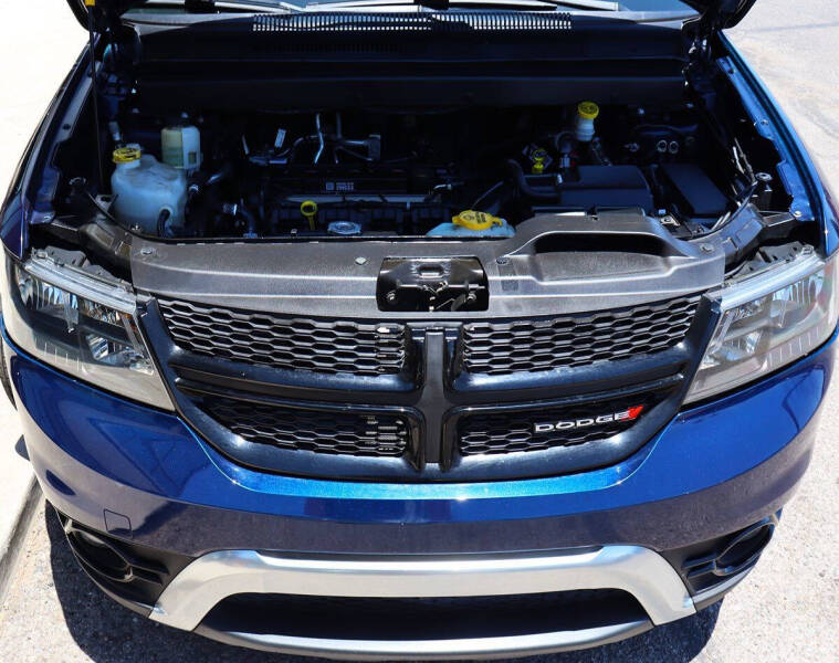 2020 Dodge Journey Crossroad