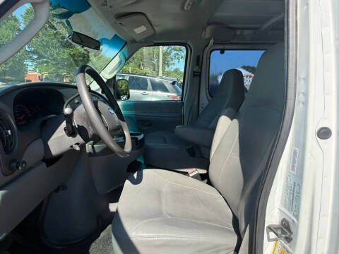 2006 Ford E-Series E-350 SD