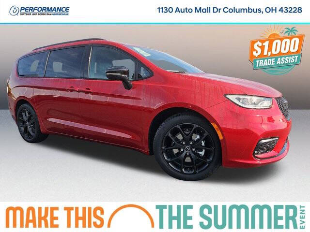 2026 Chrysler Pacifica Select