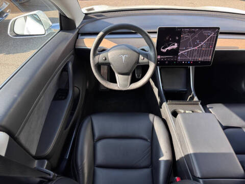 2019 Tesla Model 3 Mid Range
