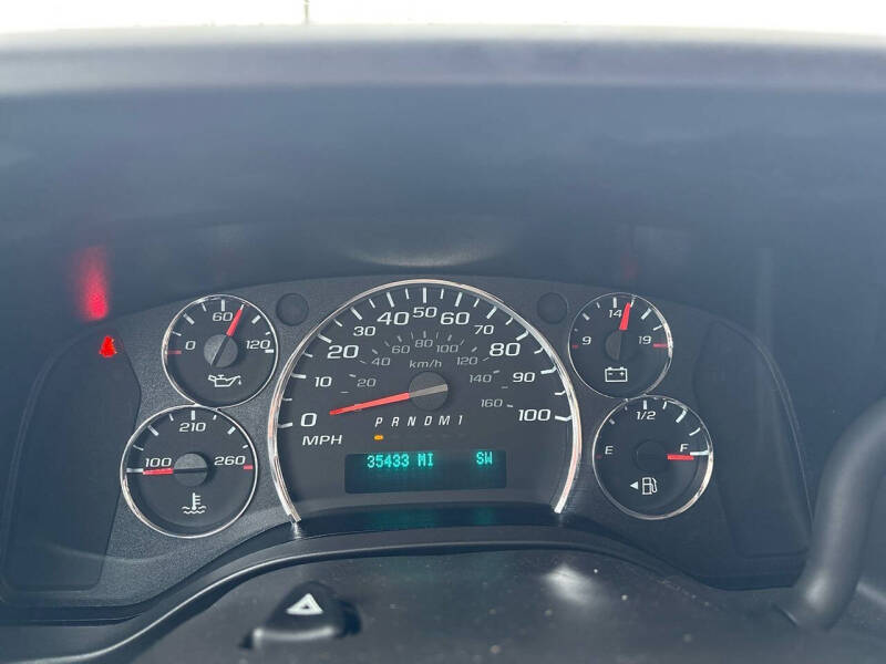 2023 Chevrolet Express LS 3500