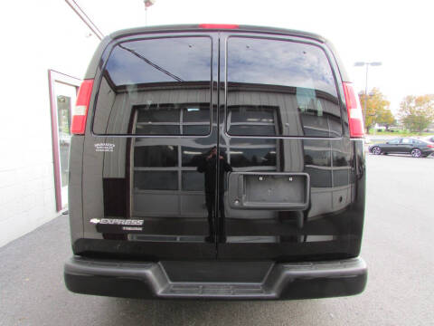 2016 Chevrolet Express LS 2500